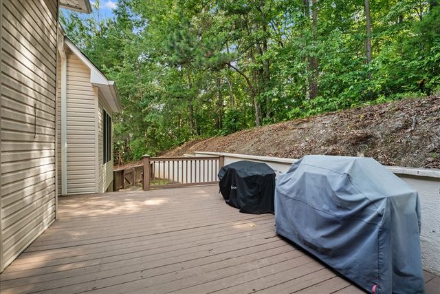 411 Amanda Way, Rocky Face, GA 30740