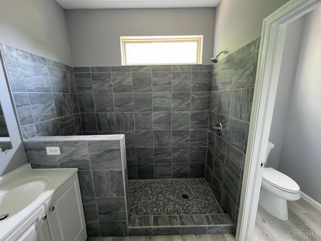 6466 Winding Oaks Drive, Liberty Twp, OH 45044
