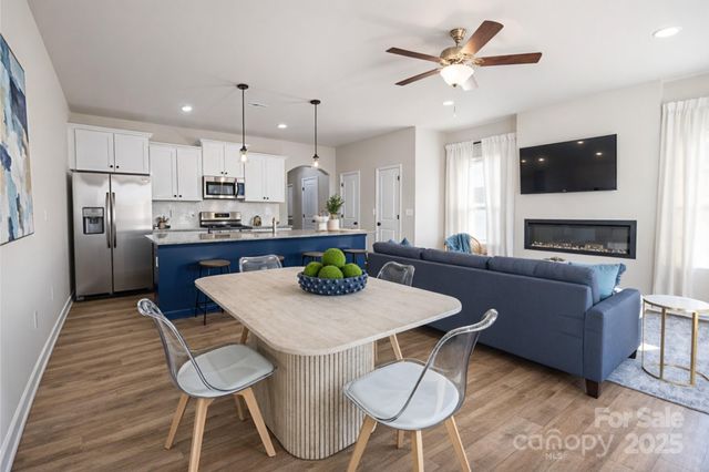 5901 Wallace Avenue, Charlotte, NC 28212