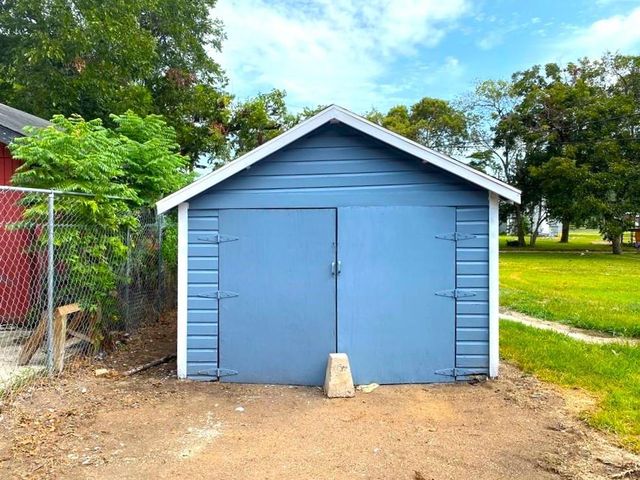 508 Lundy Street, El Campo, TX 77437