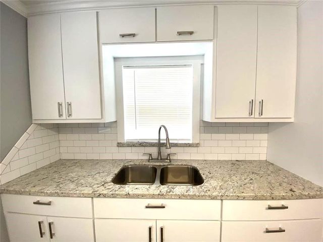 508 Lundy Street, El Campo, TX 77437