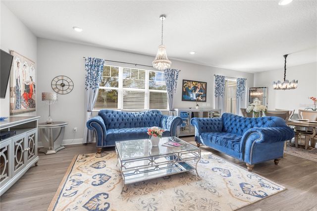 8048 ARTISAN CIRCLE, Seminole, FL 33777