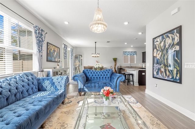 8048 ARTISAN CIRCLE, Seminole, FL 33777