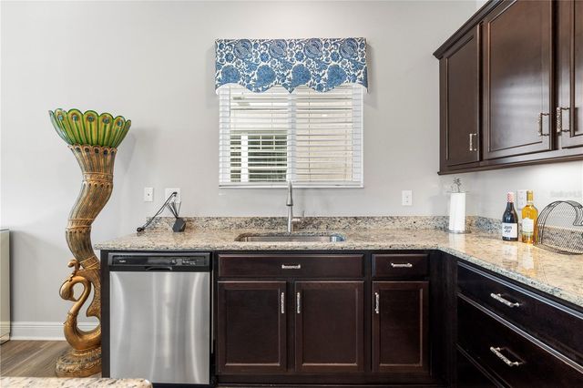 8048 ARTISAN CIRCLE, Seminole, FL 33777