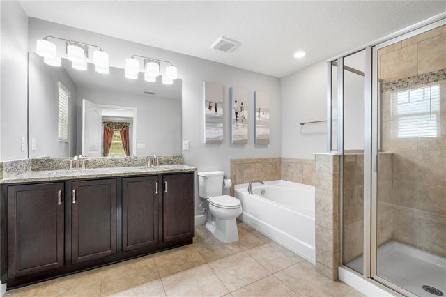 8048 ARTISAN CIRCLE, Seminole, FL 33777