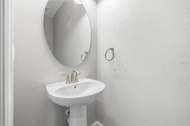 8048 ARTISAN CIRCLE, Seminole, FL 33777