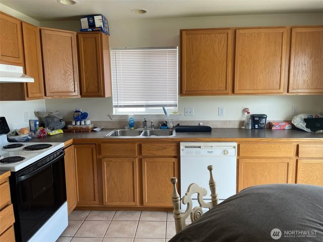 1705 W Bemis Street, Moses Lake, WA 98837