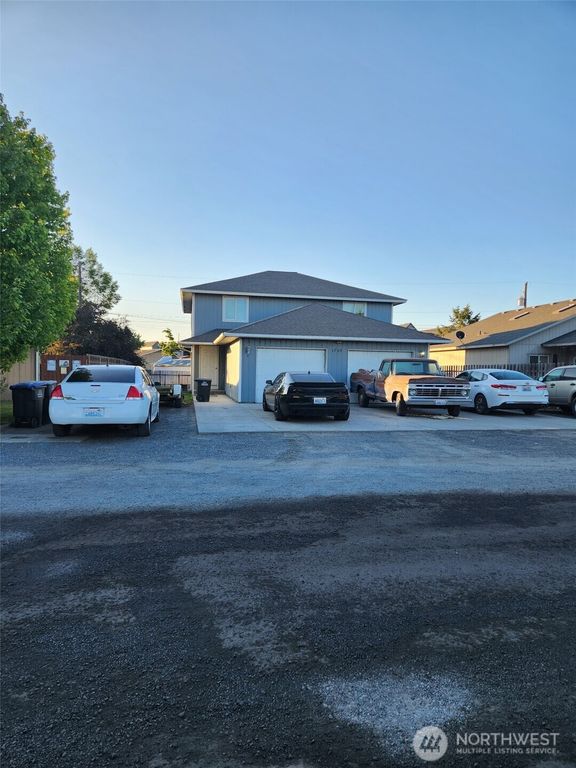 1705 W Bemis Street, Moses Lake, WA 98837