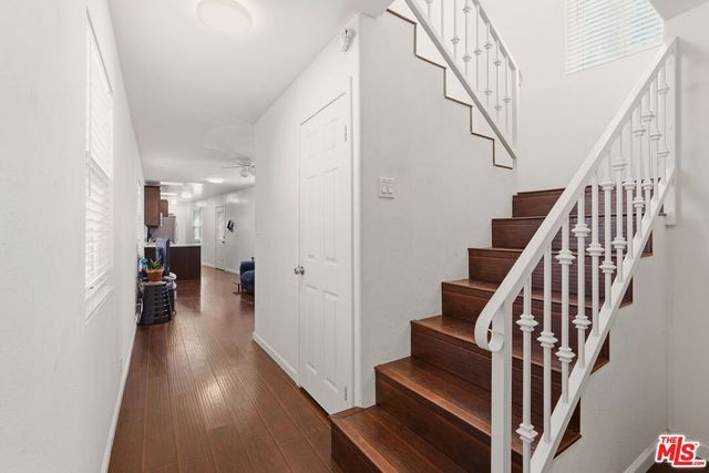 2216 5th Avenue, Los Angeles, CA 90018