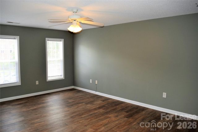 113 Steam Engine Drive 203, Mooresville, NC 28115
