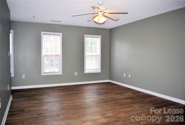 113 Steam Engine Drive 203, Mooresville, NC 28115