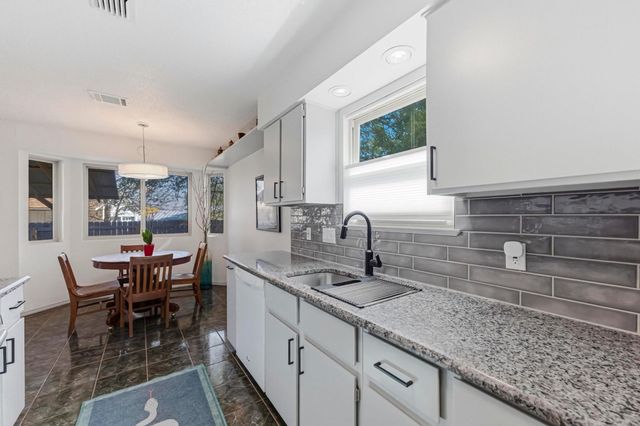 13101 Dauphine ST, Austin, TX 78727