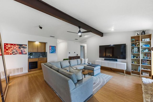 13101 Dauphine ST, Austin, TX 78727