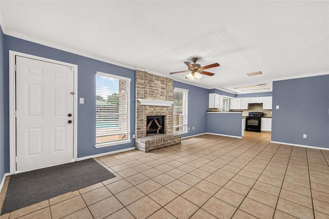 10711 Fallbrook Drive, Houston, TX 77064