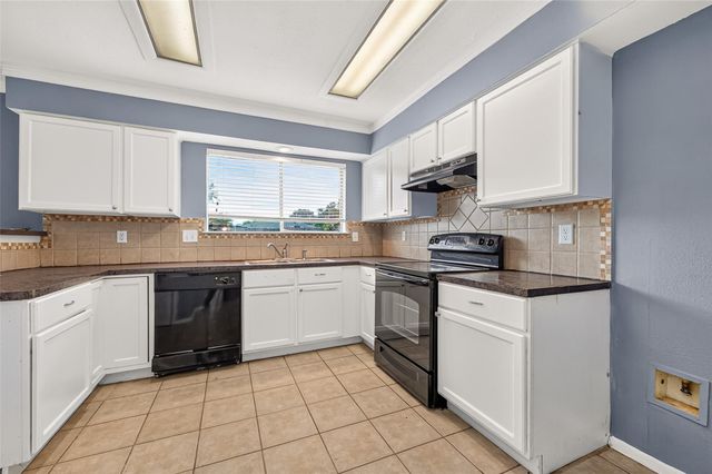 10711 Fallbrook Drive, Houston, TX 77064