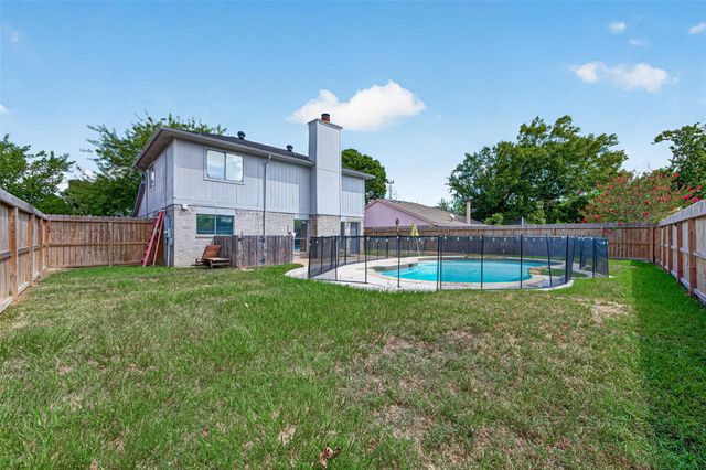 10711 Fallbrook Drive, Houston, TX 77064