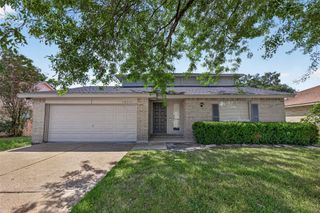 10711 Fallbrook Drive, Houston, TX 77064