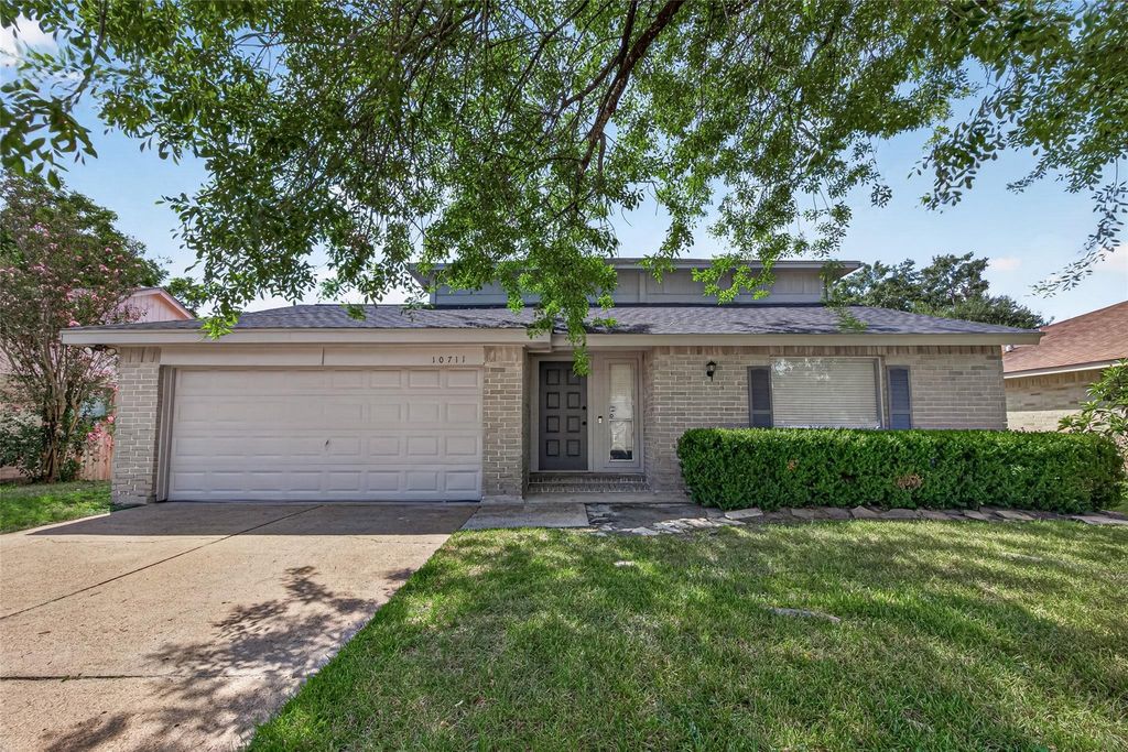 10711 Fallbrook Drive, Houston, TX 77064
