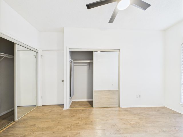 806 W 24th ST 114, Austin, TX 78705