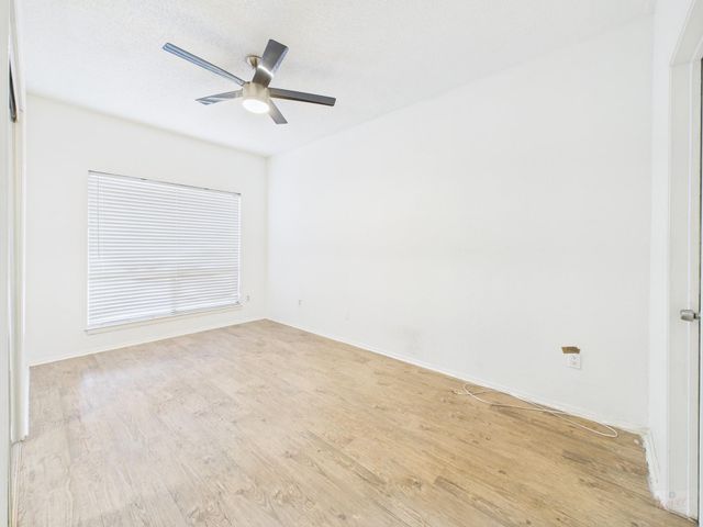 806 W 24th ST 114, Austin, TX 78705