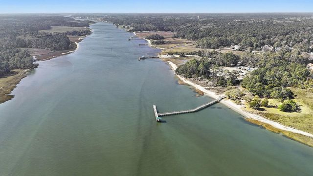 2276 Big Landing Dr., Little River, SC 29566