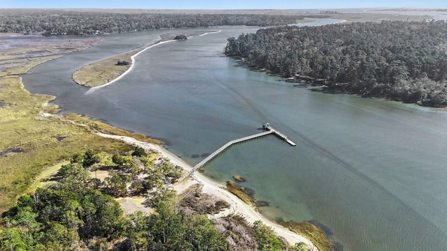 2276 Big Landing Dr., Little River, SC 29566