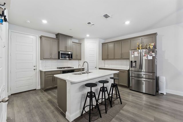 310 Ferndale Street, Lewisville, TX 75056