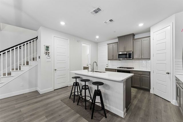 310 Ferndale Street, Lewisville, TX 75056