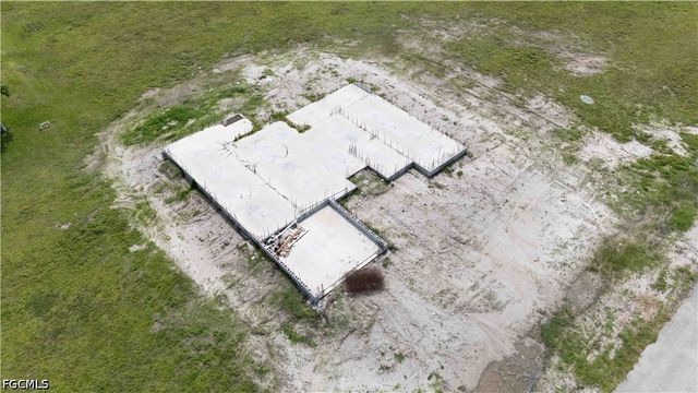 1423 NW 37th PL, Cape Coral, FL 33993