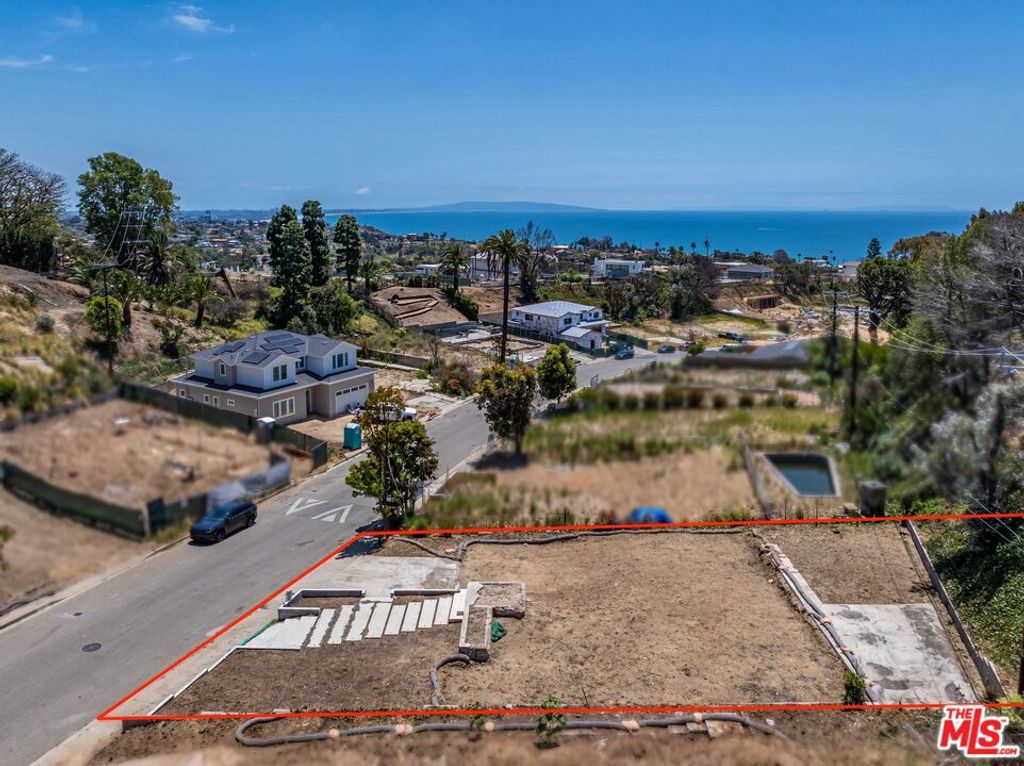 Image 1 of property listing at 767 Jacon Way, Pacific Palisades, CA 90272
