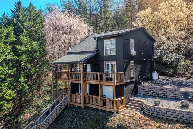 204 Fortenberry Creek Road, Blairsville, GA 30512