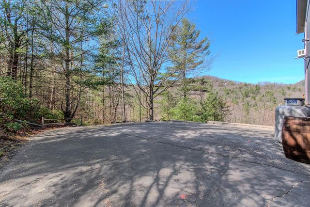 204 Fortenberry Creek Road, Blairsville, GA 30512