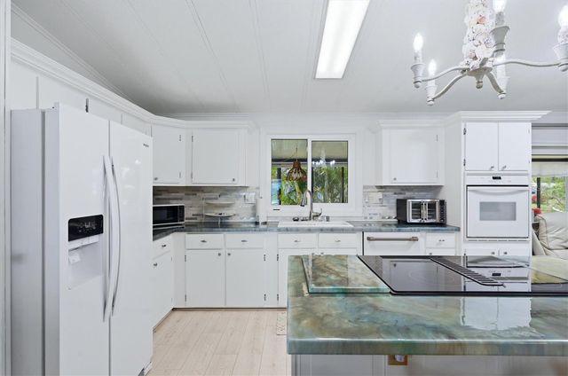 743 SUMMERSEA COURT, Englewood, FL 34223