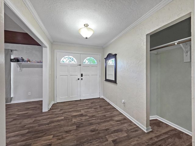 13375 Craig Lane, Beaumont, TX 77713