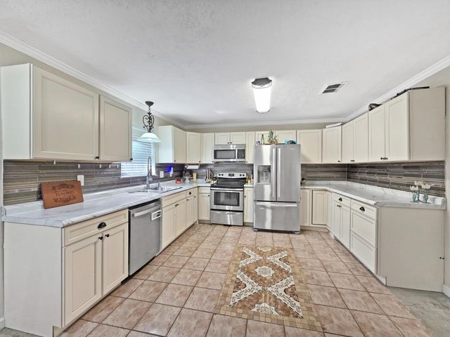 13375 Craig Lane, Beaumont, TX 77713