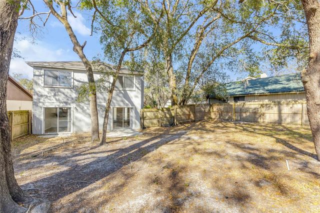 1124 MILL RUN CIRCLE, Apopka, FL 32703