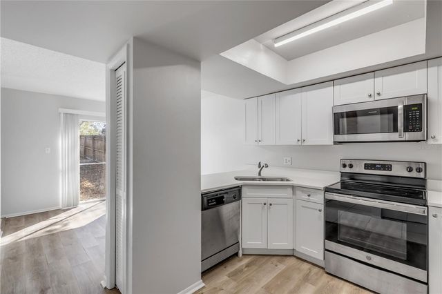 1124 MILL RUN CIRCLE, Apopka, FL 32703