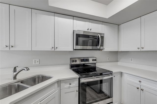 1124 MILL RUN CIRCLE, Apopka, FL 32703