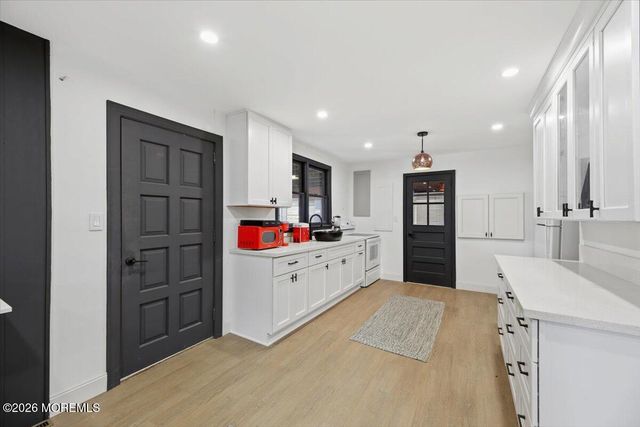 506 Lloyd Road, Toms River, NJ 08753