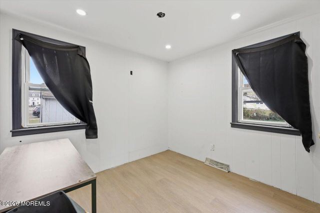 506 Lloyd Road, Toms River, NJ 08753