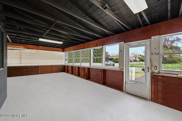 506 Lloyd Road, Toms River, NJ 08753