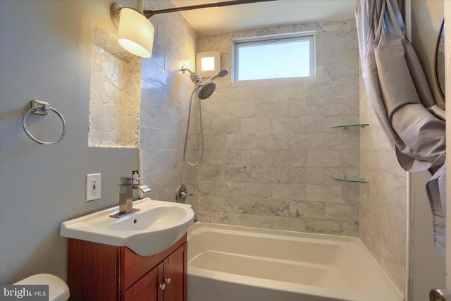 354 CYPRESS DR, Middletown, PA 17057