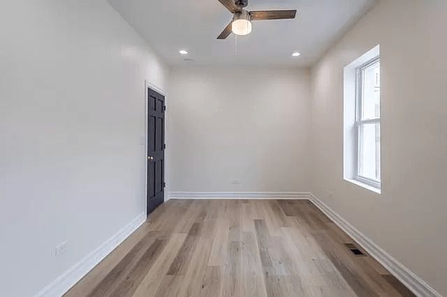 1013 W 18th Place, Chicago, IL 60608