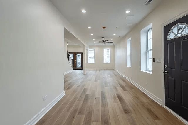 1013 W 18th Place, Chicago, IL 60608