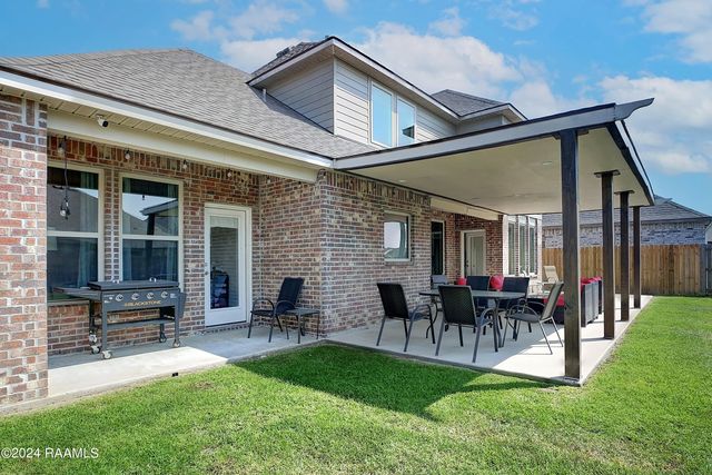 202 New Trails Lane, Lafayette, LA 70508
