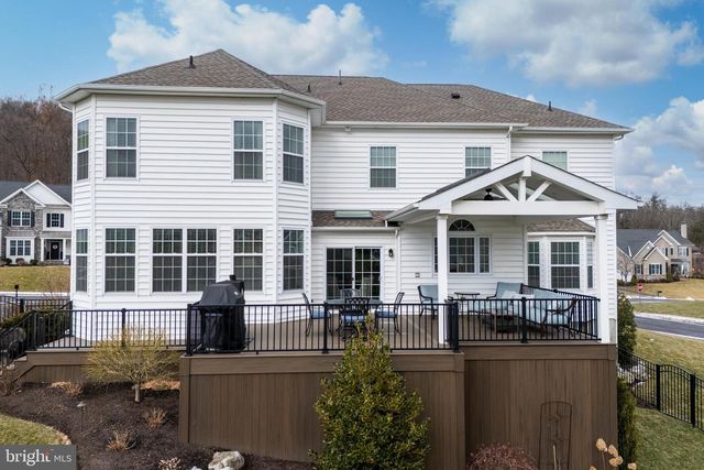 6226 FOX GLOVE LN, Center Valley, PA 18034