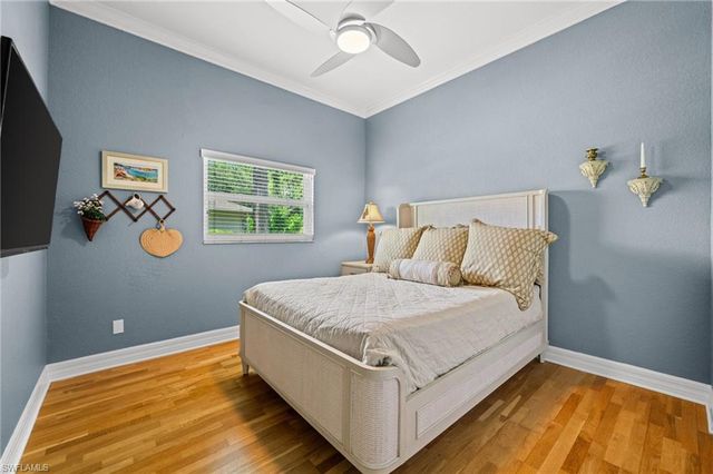 2127 Imperial CIR, Naples, FL 34110