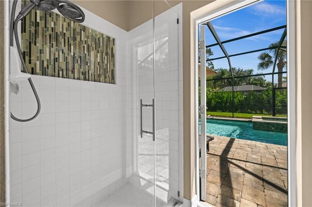 2127 Imperial CIR, Naples, FL 34110