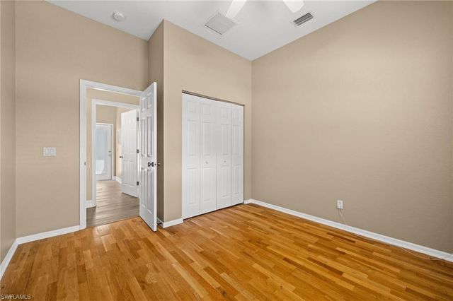 2127 Imperial CIR, Naples, FL 34110