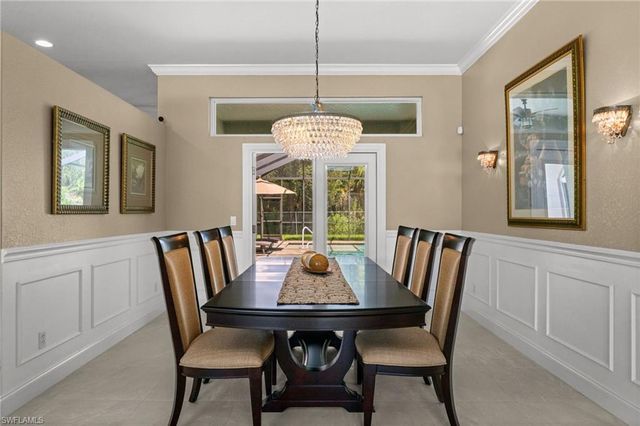 2127 Imperial CIR, Naples, FL 34110